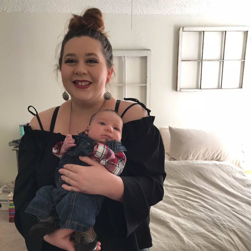 Meet your Posher, Chloe